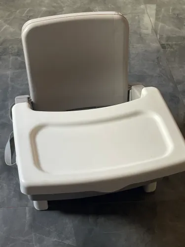 CADEIRINHA DE ALIMENTAÇÃO PORTÁTIL COSCO