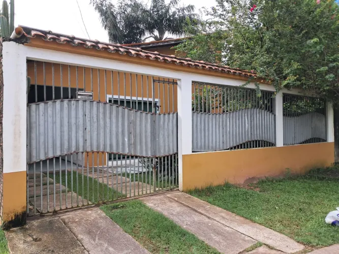 Vendo Casa em Águas Lindas - Belém