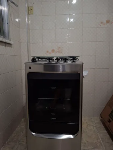 Fogão 4 Bocas Consul CFO4VAR Inox.<br>Cinza, inox.<br>Nunca usado, ganhado em sorteio.