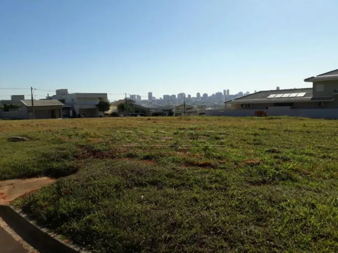 Terreno Condomínio em Bauru