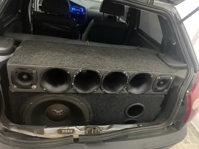Som automotivo completo toca muito