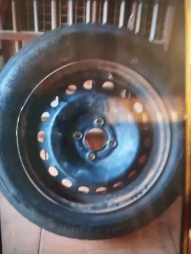 Roda e estepe aro 15