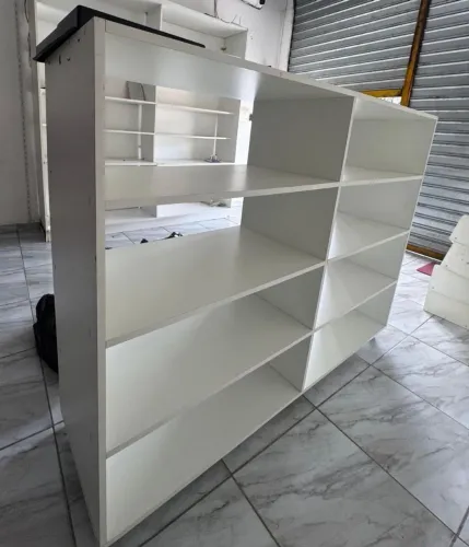Kit para Loja: Armários + Balcão de Atendimento (Oportunidade!)