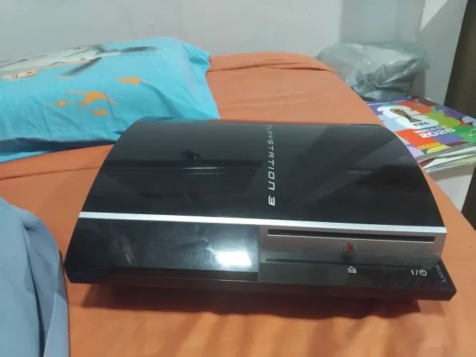 Playstation 3 fat com 3 bipes  anuncio