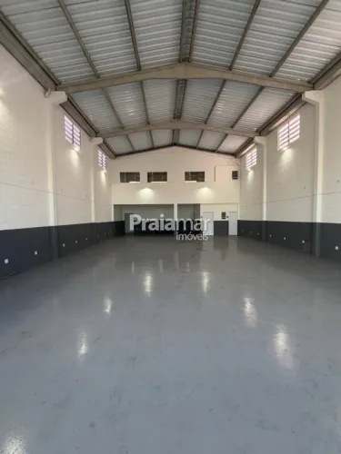 GALPÃO COM 360 M² PARA ALUGAR EM NOVA MIRIM - PRAIA GRANDE - R$ 14.000