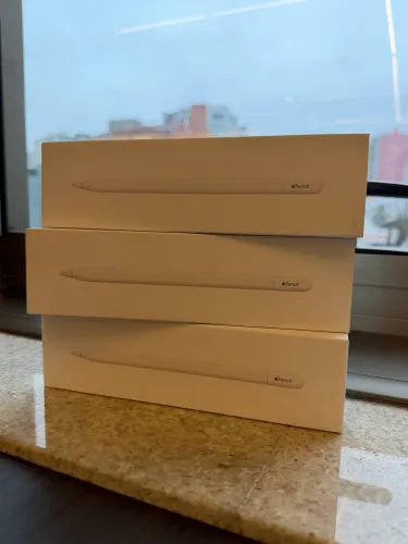 Pencil USB-C / NOVO LACRADO - LOJA FÍSICA