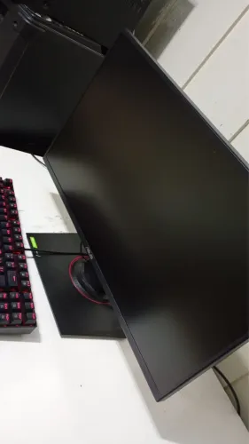 Monitor gamer ASUS