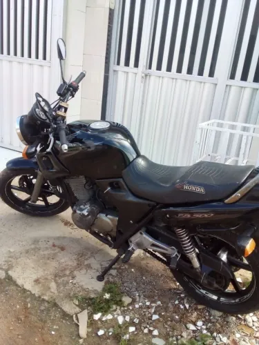 Cb 500