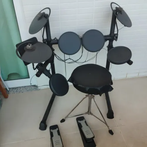 Bateria eletrônica Yamaha DT400K