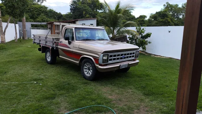 Ford F-1000 Cd/blazer 3.9 Dies. 1986