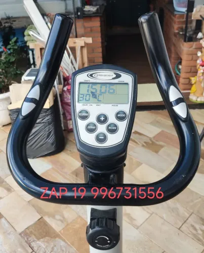 BICICLETA ERGOMÉTRICA