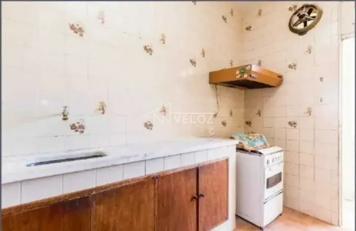Apartamento - / Residencial / Santa Teresa