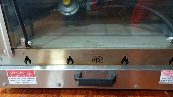 Vende se forno