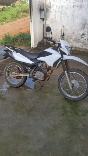 Honda bros 125