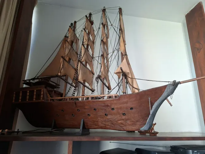 Caravela luminária. 