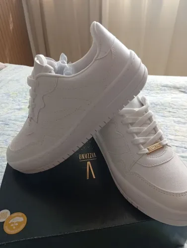 Tênis feminino Vizzano