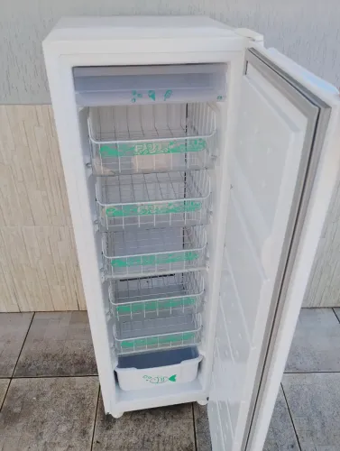Freezer Consul 142 litros