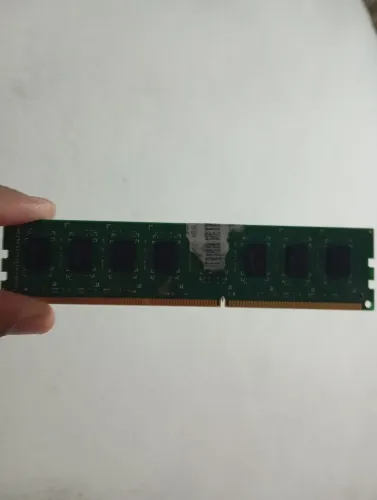 Memória RAM 4GB DDR3 para PC
