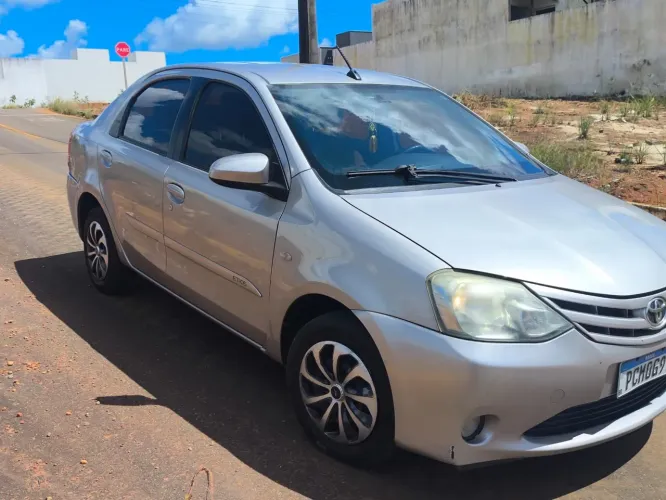 Toyota Etios XS Sedan 1.5 Flex 16V 4P Aut. 2017
