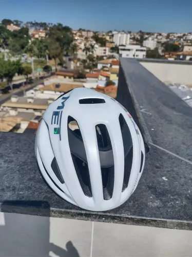 CAPACETE MET RIVALE ,TAM P