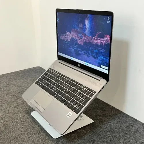Notebook HP, i5 de 10ª geração, 8gb de RAM, 256gb de SSD e tela de 15.6