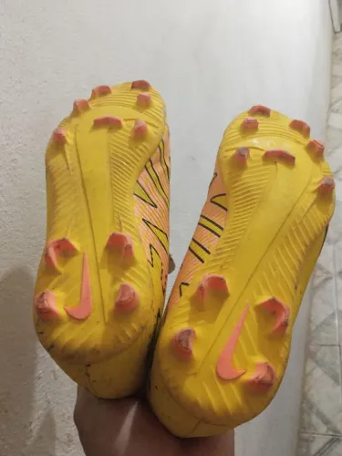 Chuteira campo Nike 43