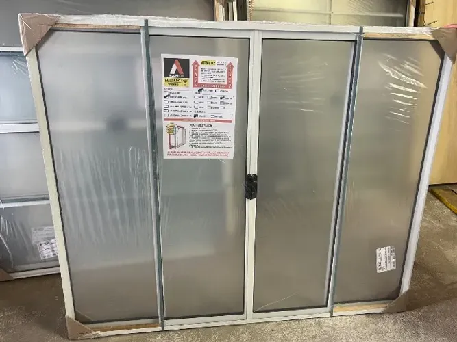 Vitro de aluminio branco 100x120cm