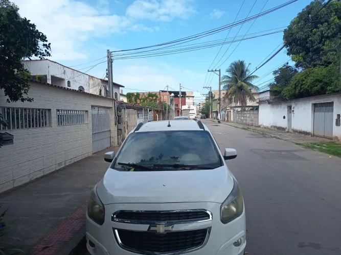 Chevrolet Spin LTZ 1.8 8V Econo.flex 5P Mec. 2013