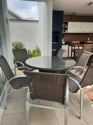 MESA EXTERNA C/ 6 CADEIRAS