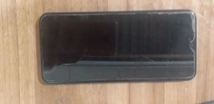 Samsung a03 nada trincado,notifica e tudo só a tela q ficou preta!