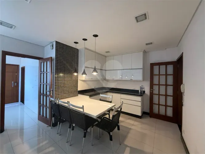 Apartamento com 3 quartos à venda em Cidade alta - SP