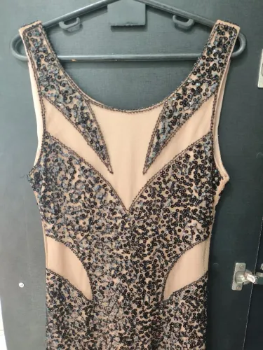 Vestido de festa com forro