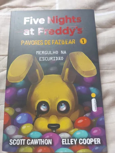 LIVRO PAVORES DE FAZBEAR #1