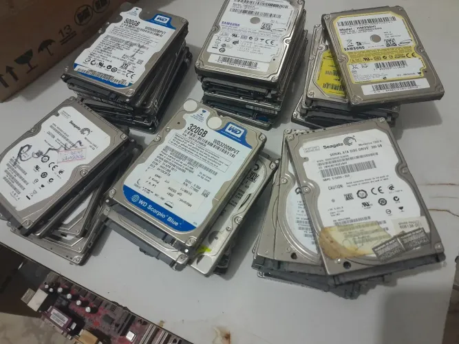 Lote de HD para notebook