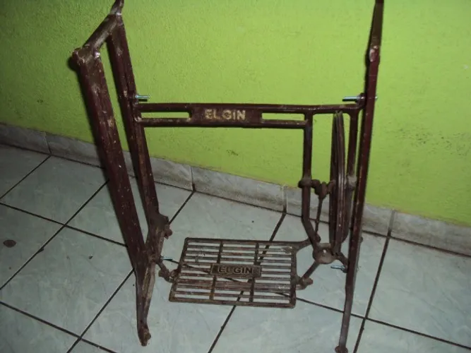 pes maguina costura antiga