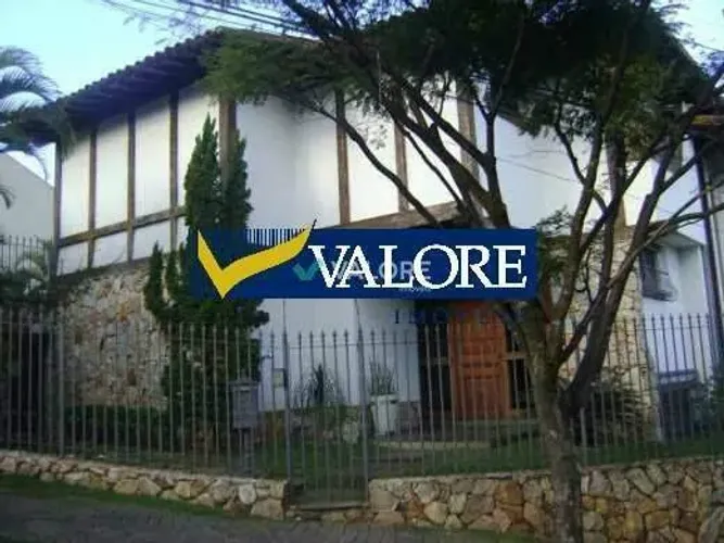 CASA 6 QUARTOS - SÃO BENTO