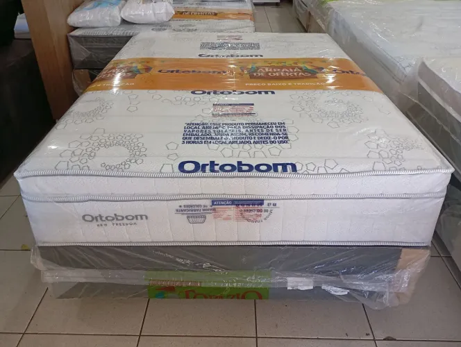 Cama box casal de mola ensacada 32cm.