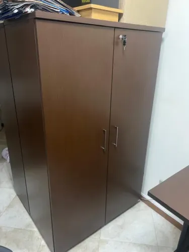 Armário com 2 portas
