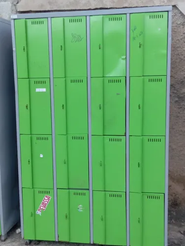 Armário 16 portas 1