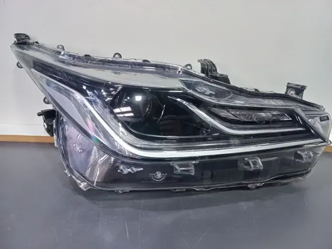 Farol Toyota Corolla Altis 2020 2021 2022 2023 2024 Original