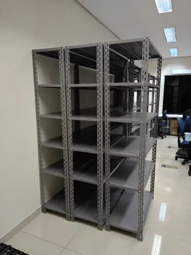 Estantes de aço várias medidas e modelos