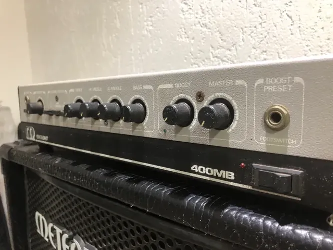 Kit de caixa Meteoro p/ contra baixo.