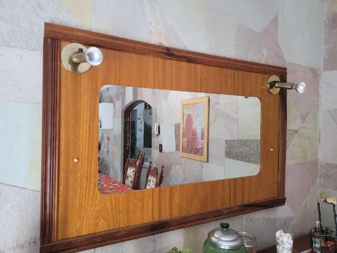 Espelho grande que acende luz para quarta sala cozinha madeira