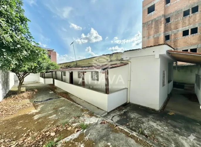 Lote de 486 m² à venda em Santa Mônica, Belo Horizonte