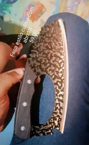 Faca estilo cutelo com abridor