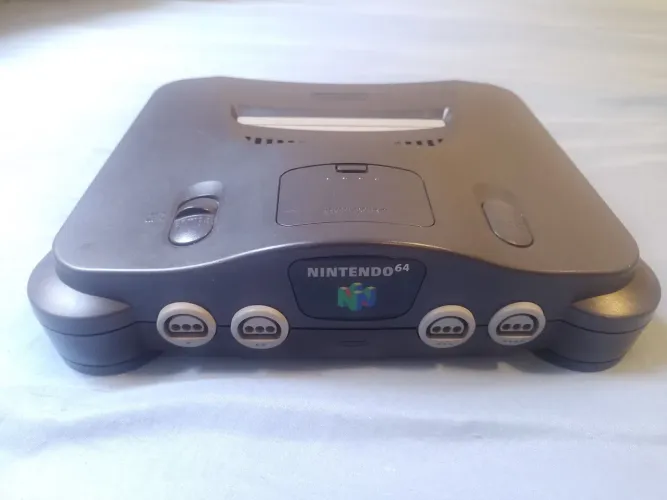 Nintendo 64 + cartucho Everdrive com todos os jogos