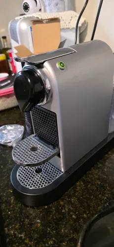 Troco ou vendo Cafeteira CitiZ Prata Nespresso