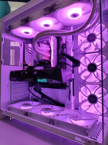 PC Gamer AMD RYZEN & RX7600 ( AM5 - DDR5 )