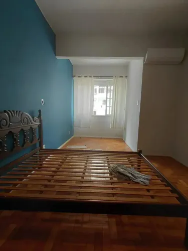 PONTO NOBRE FARTO COMERCIO METRO com 3 quartos em Copacabana - Rio de Janeiro - RJ