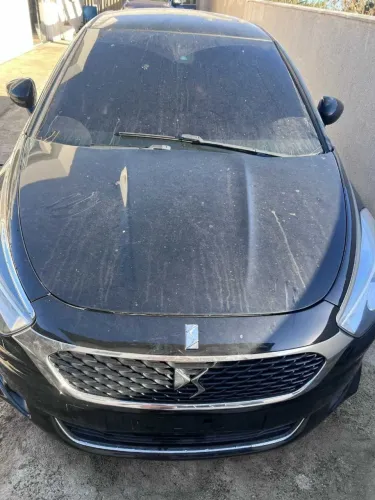 Sucata para retirada de peças Citroën DS5 1.6 THP 2015